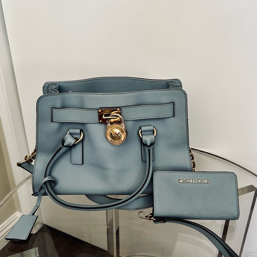Micheal Kors Purse with Matching Wallet